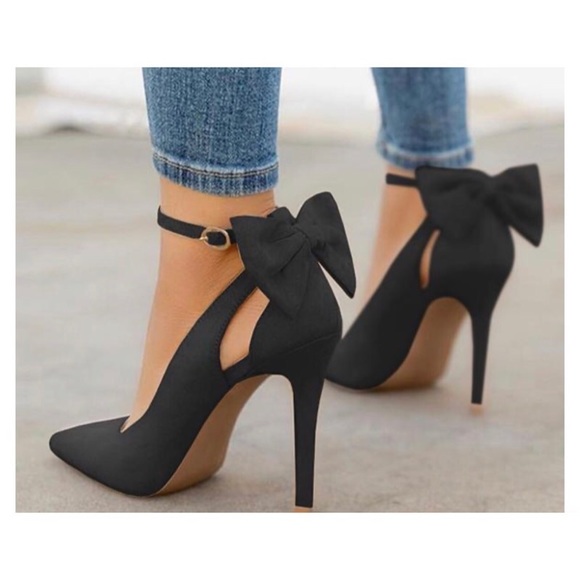 Newport News Shoes - Newport News Black Suede D’Orsay Bow Heels 8.5